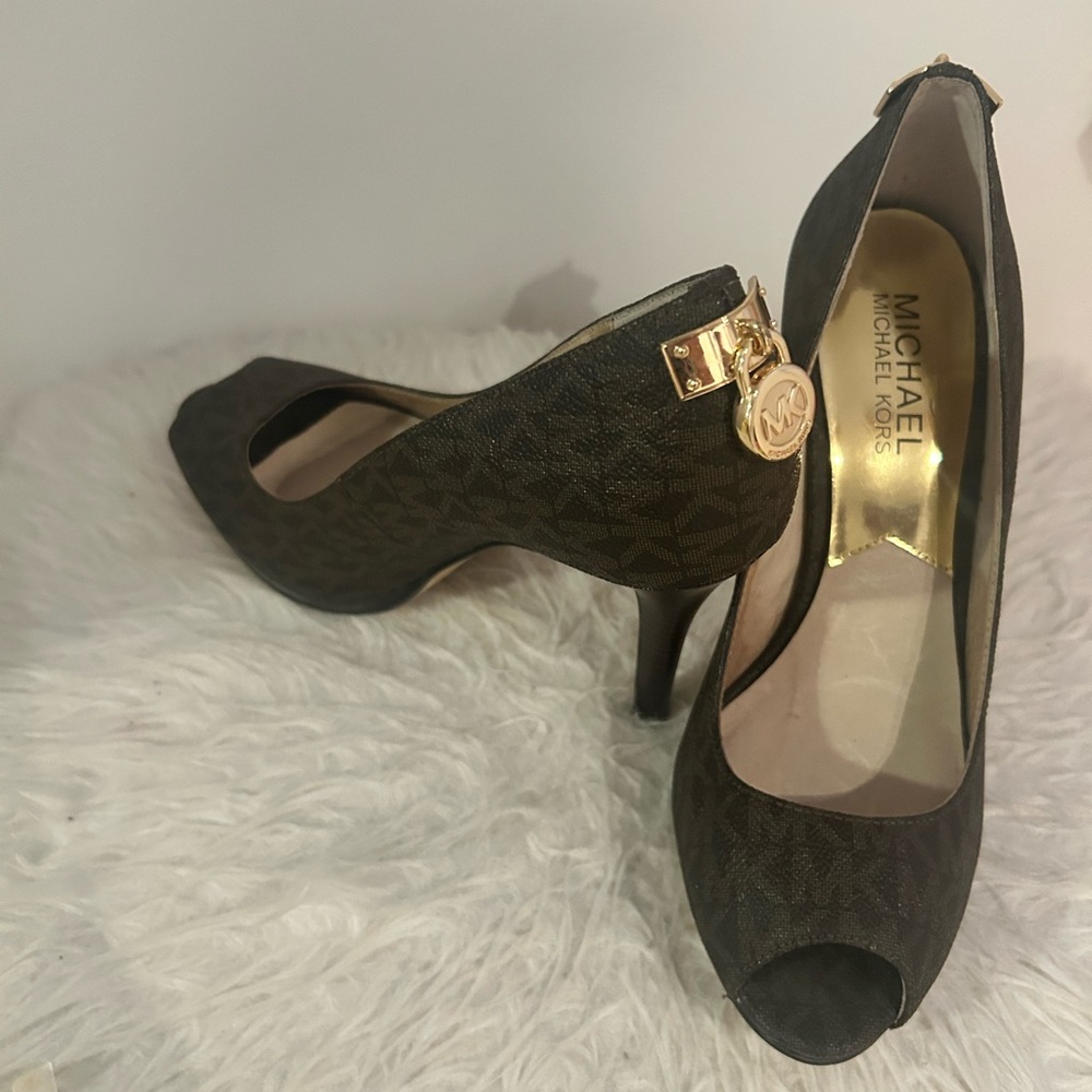 Michael kors monogram heels